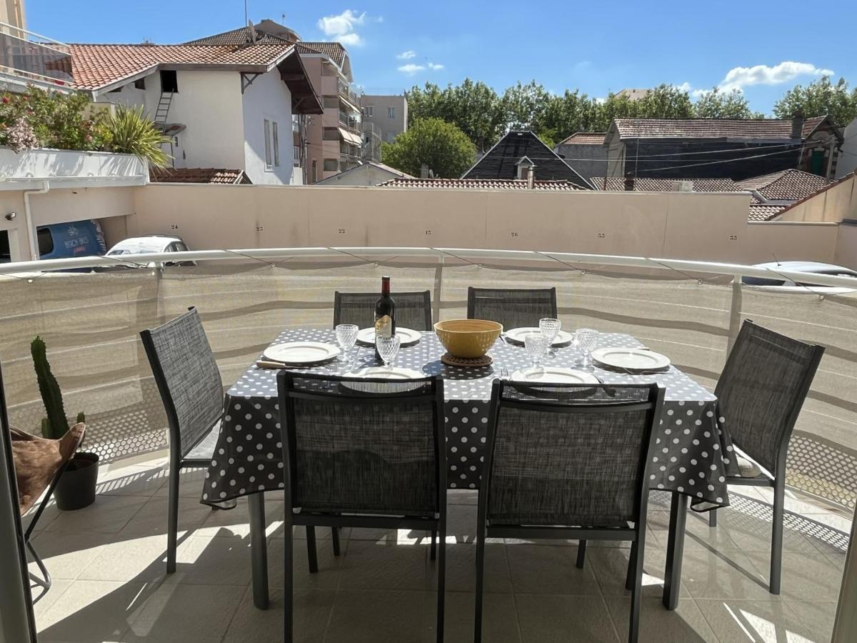 T3 En Centre D'Arcachon, 2 Min Plage, 5 Min Gare, Balcon, Parking Securise, Wifi, Menage Inclus - Fr-1-374-193 Bagian luar foto