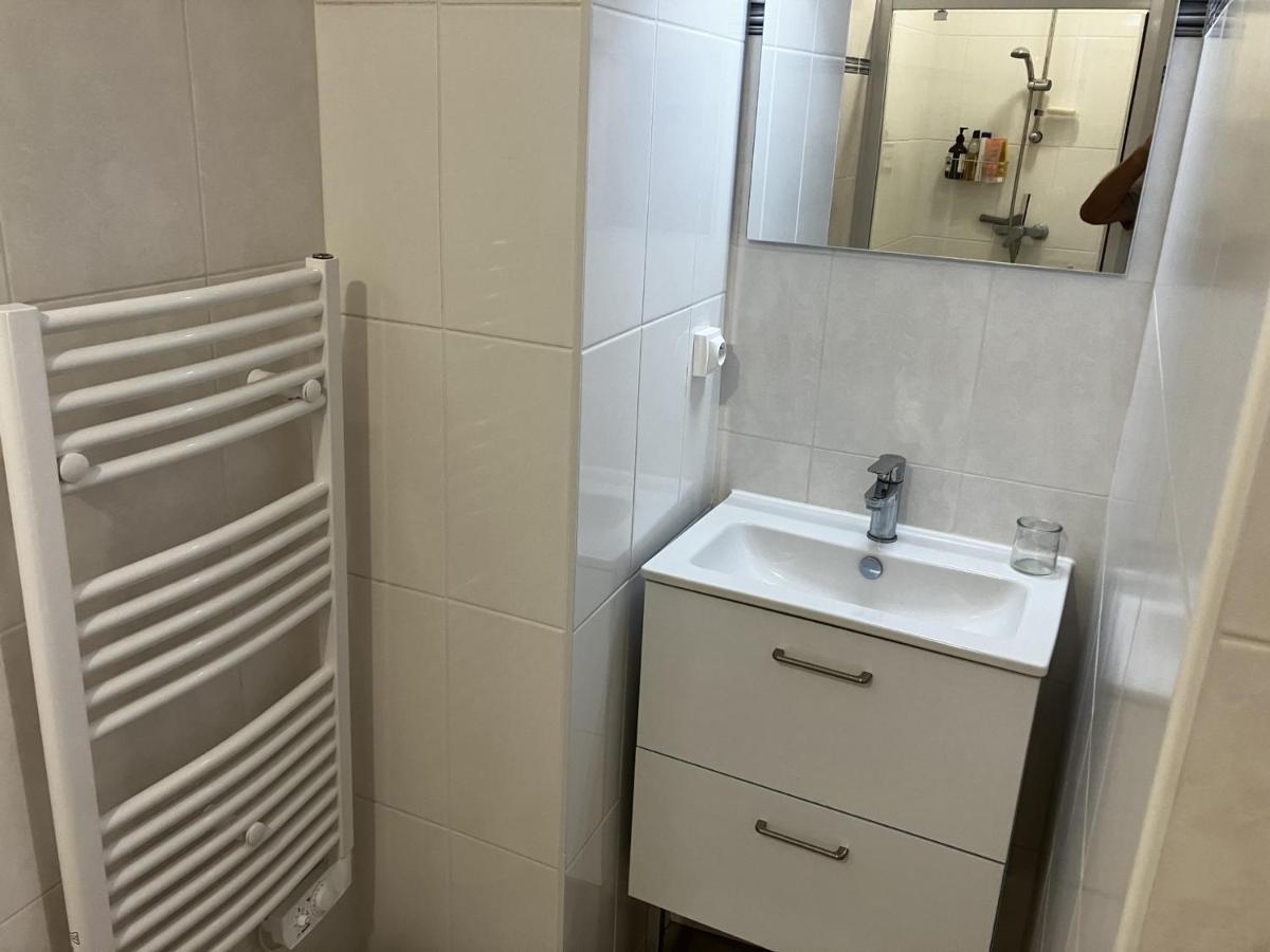 T3 En Centre D'Arcachon, 2 Min Plage, 5 Min Gare, Balcon, Parking Securise, Wifi, Menage Inclus - Fr-1-374-193 Bagian luar foto